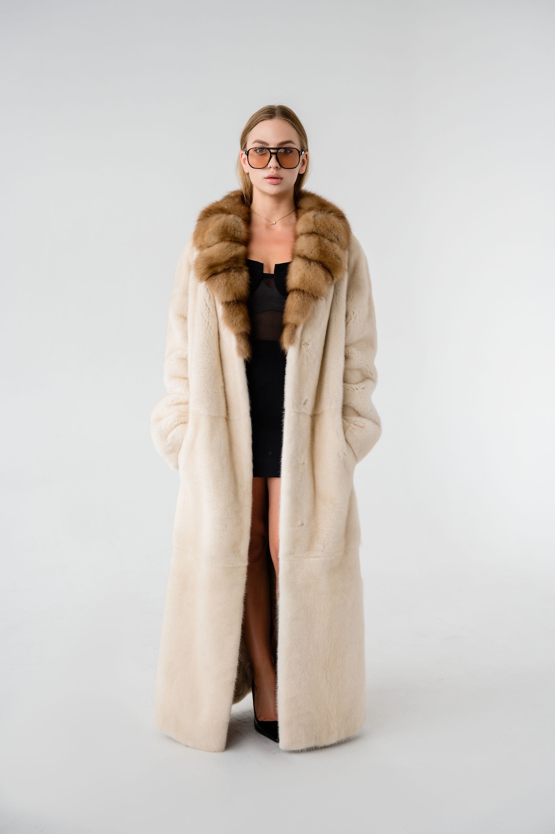 Елітна норкова шуба максі з соболиним коміром- 130 см