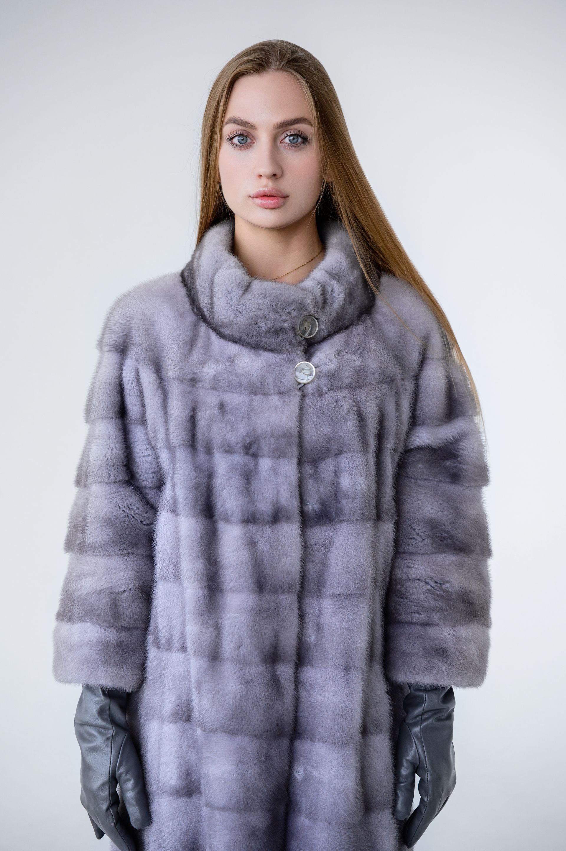 Шуба із хутра норки натурального кольору «Сапфір» – 95 см