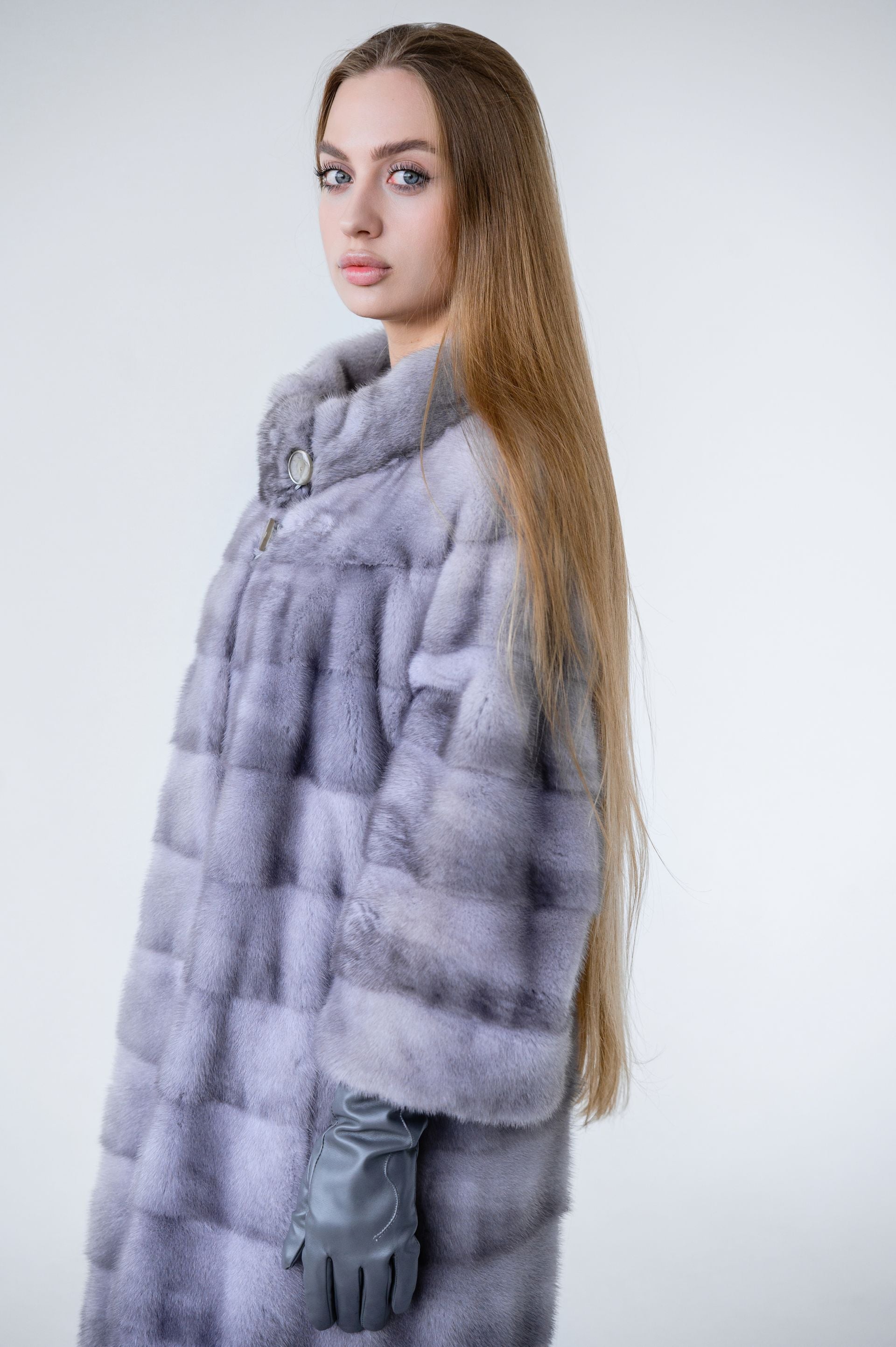 Шуба із хутра норки натурального кольору «Сапфір» – 95 см