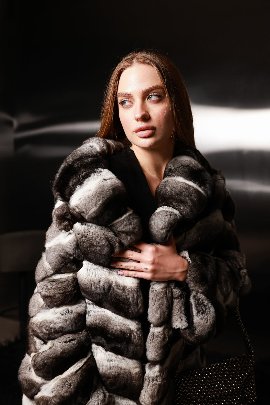 Ексклюзивна шуба з хутра шиншили-розмір S