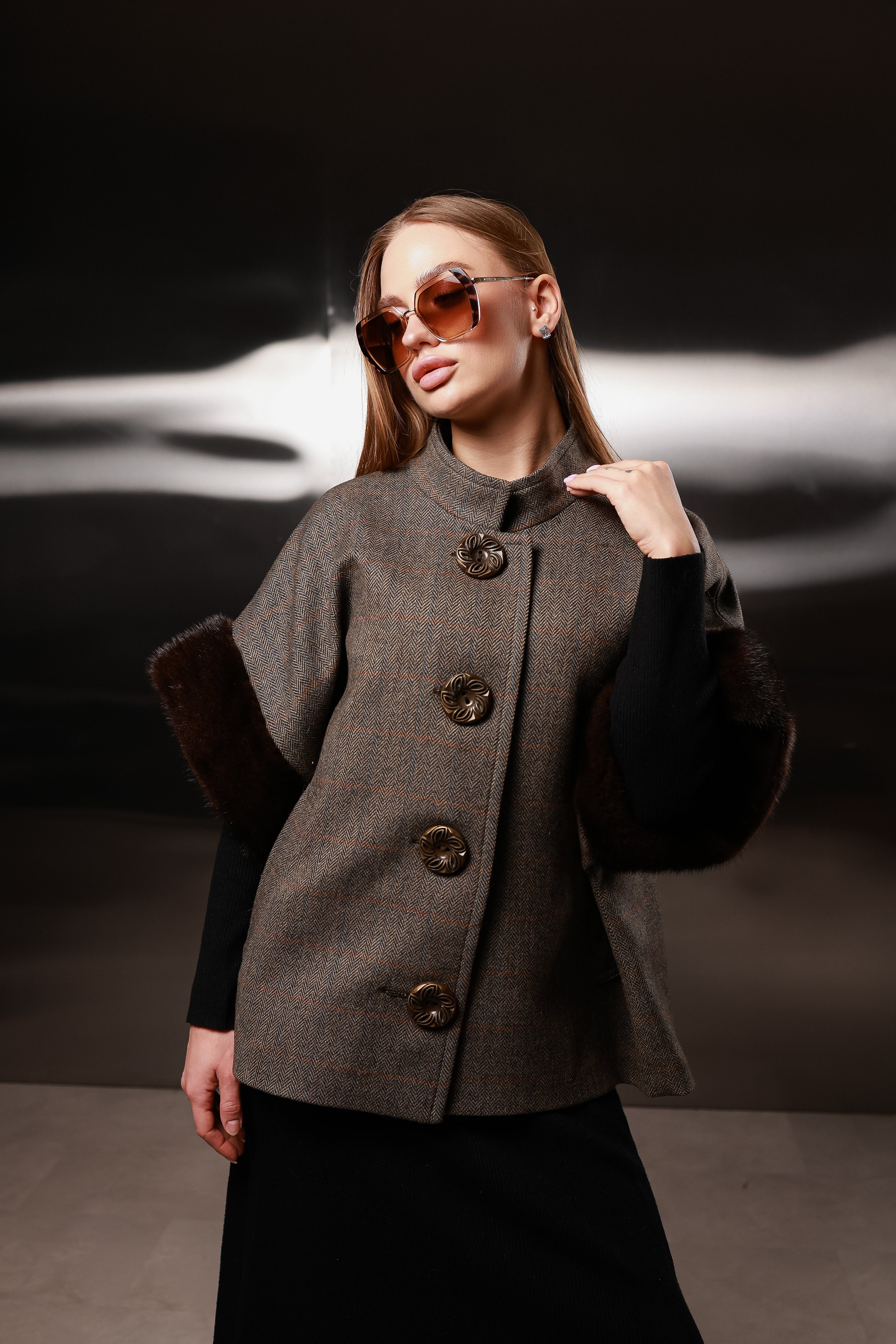 Кашеміровий жилет з норковими акцентами-braun color