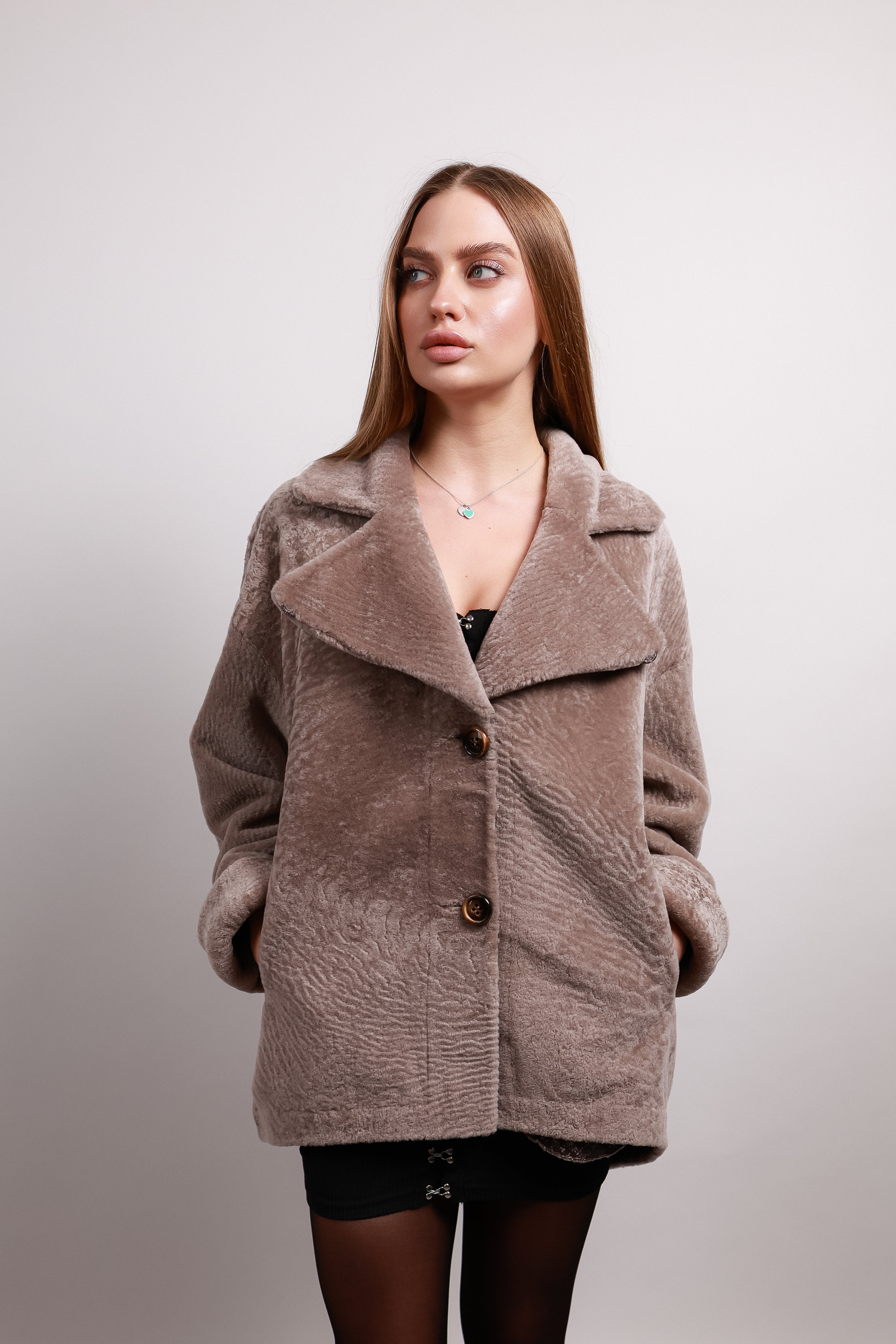 Дублянка з овчини астраган кольору мокко