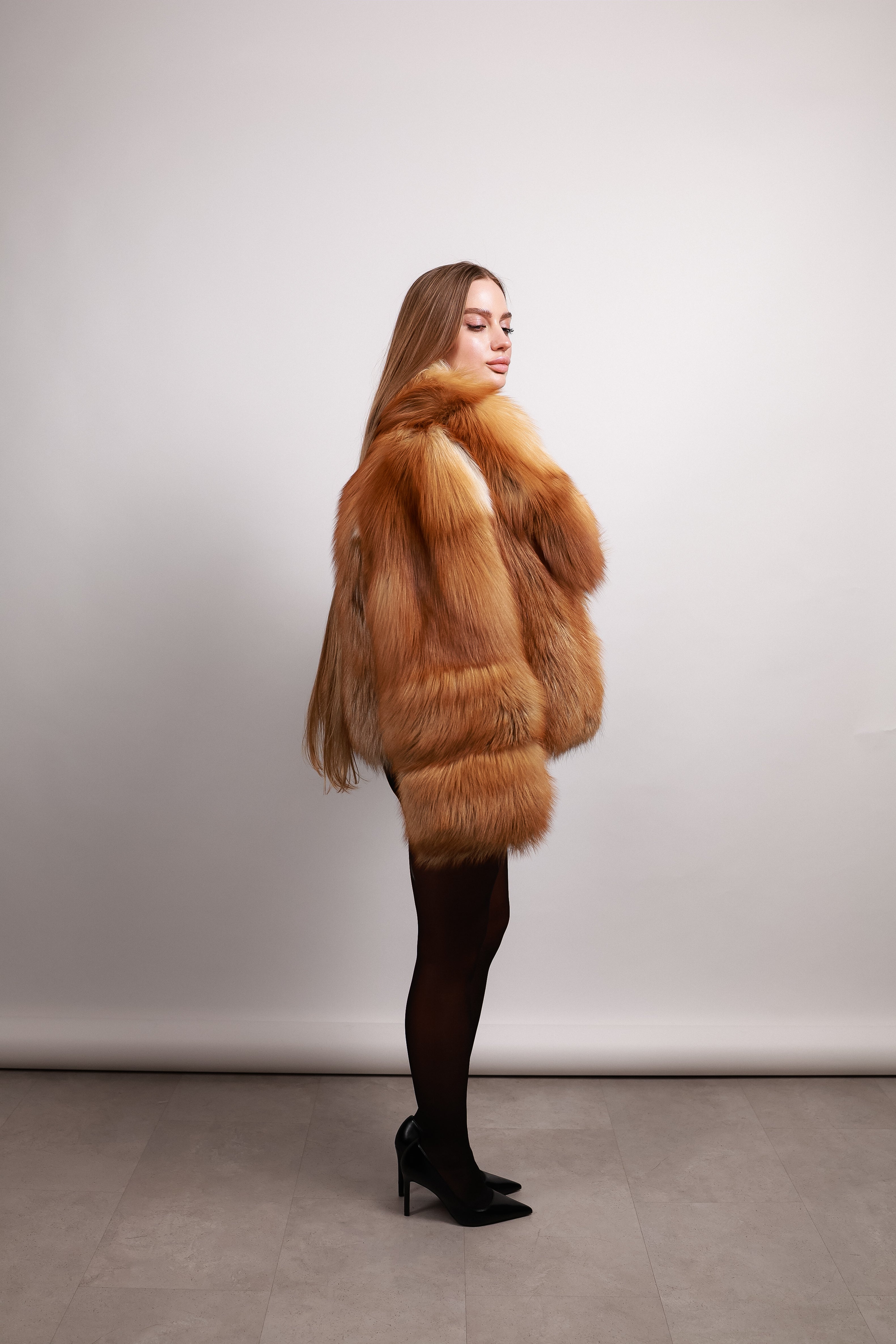 Шуба з хутра лисиці Gold