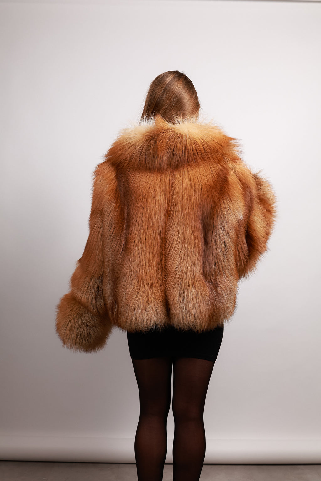 Шуба з хутра лисиці Gold