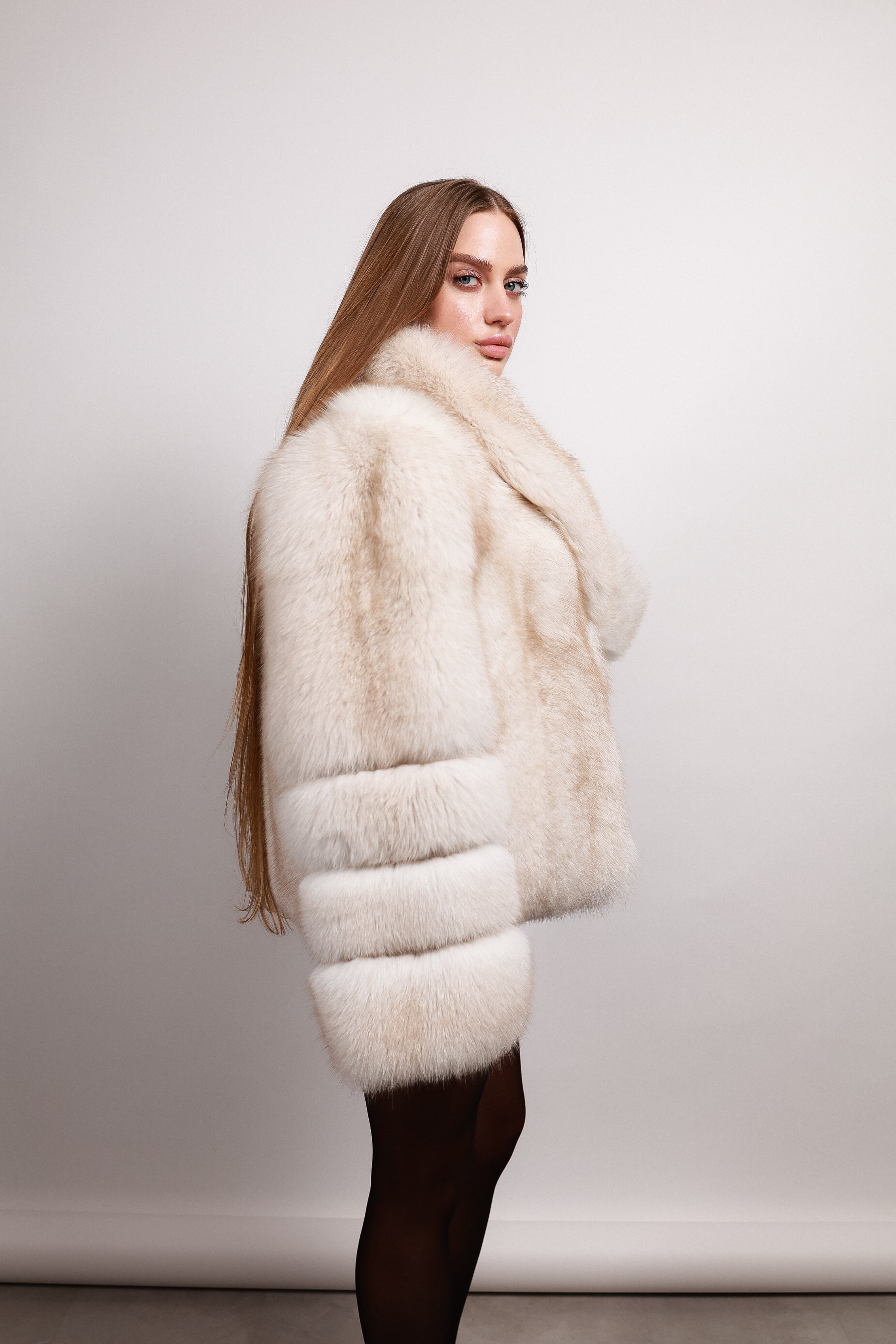 Фінський песець цільний беж, 57см