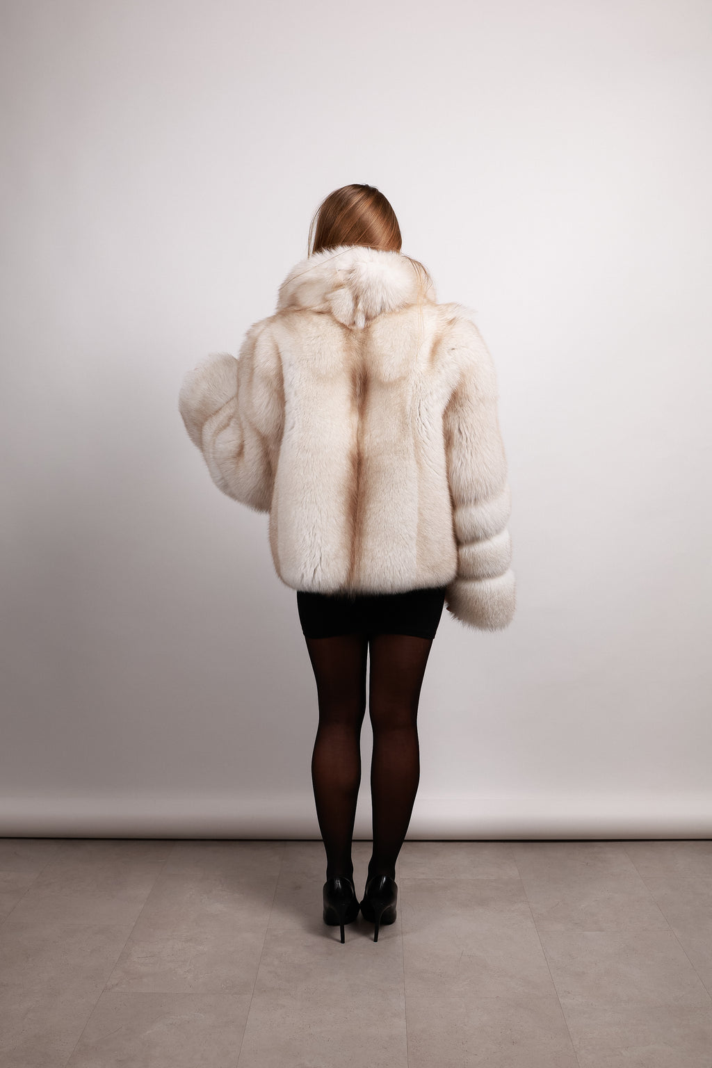 Фінський песець цільний беж, 57см