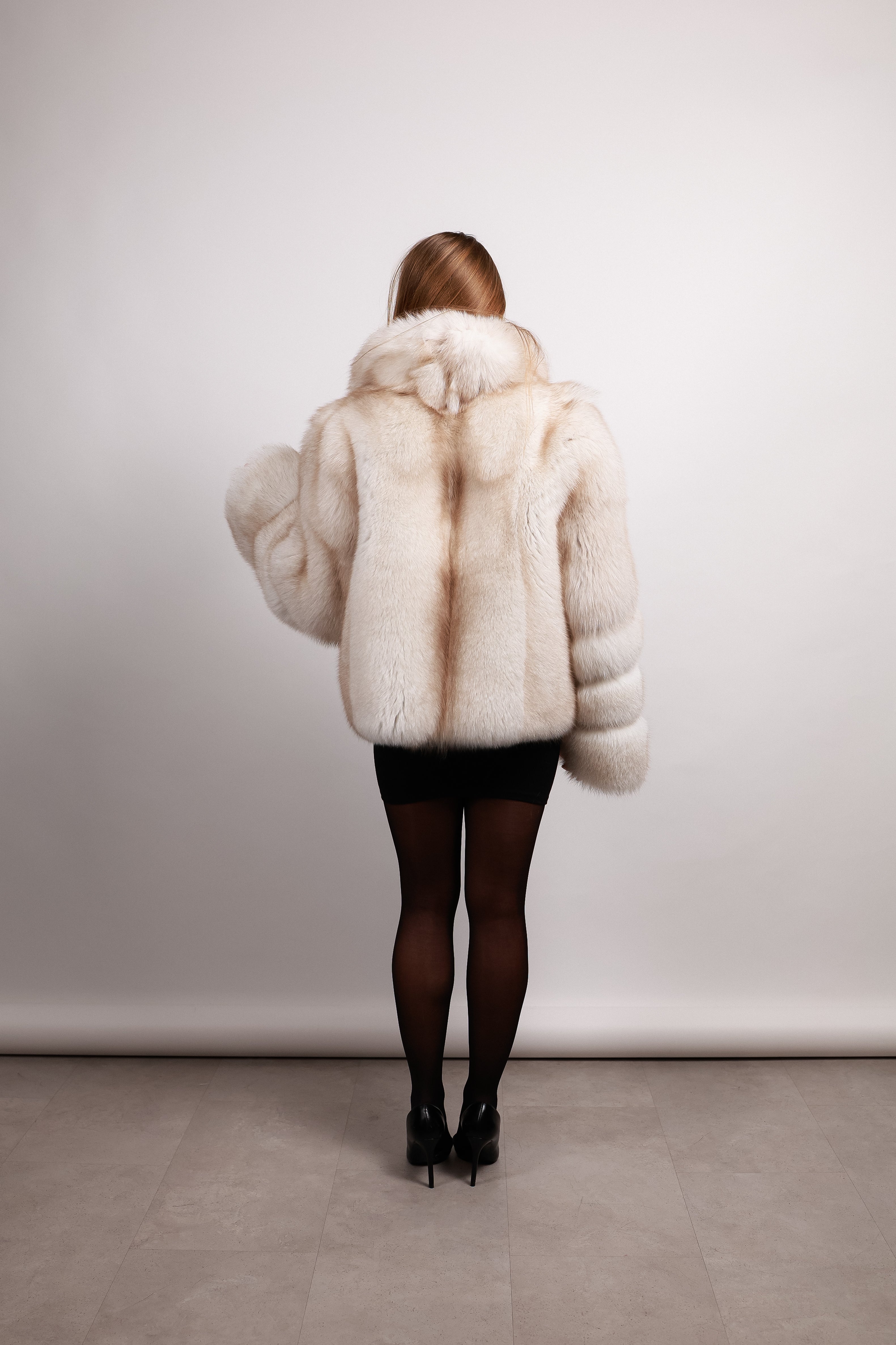 Фінський песець цільний беж, 57см