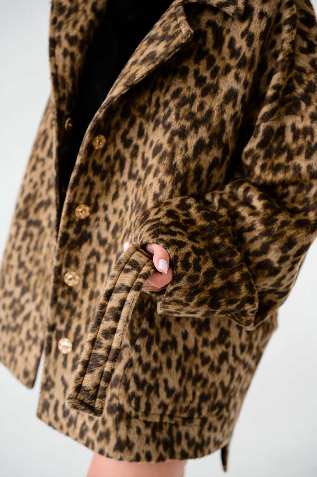 Пальто у трендовому леопардовому відтінку – 75 см