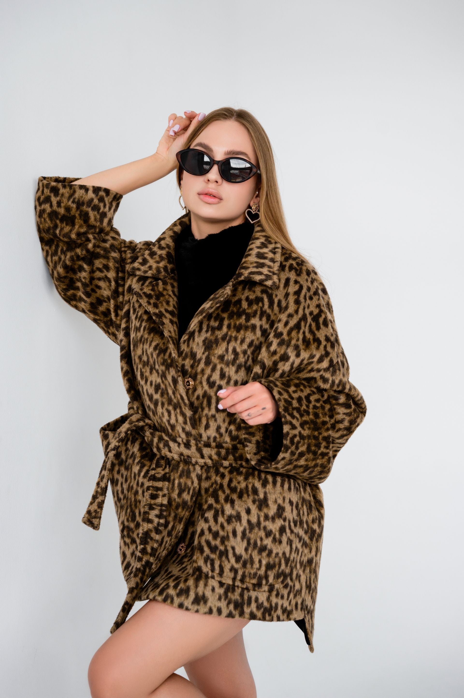 Пальто у трендовому леопардовому відтінку – 75 см