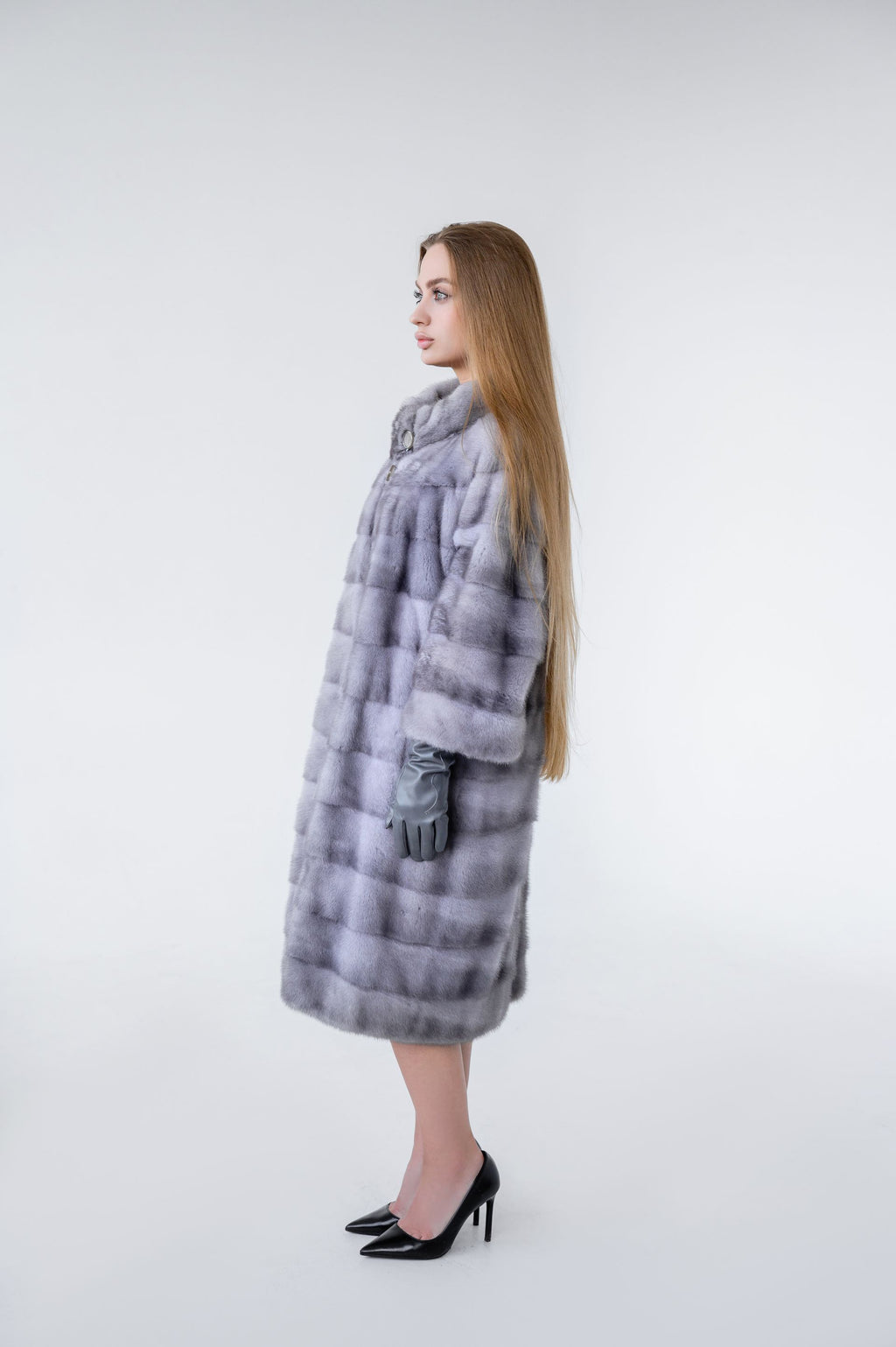 Шуба із хутра норки натурального кольору «Сапфір» – 95 см