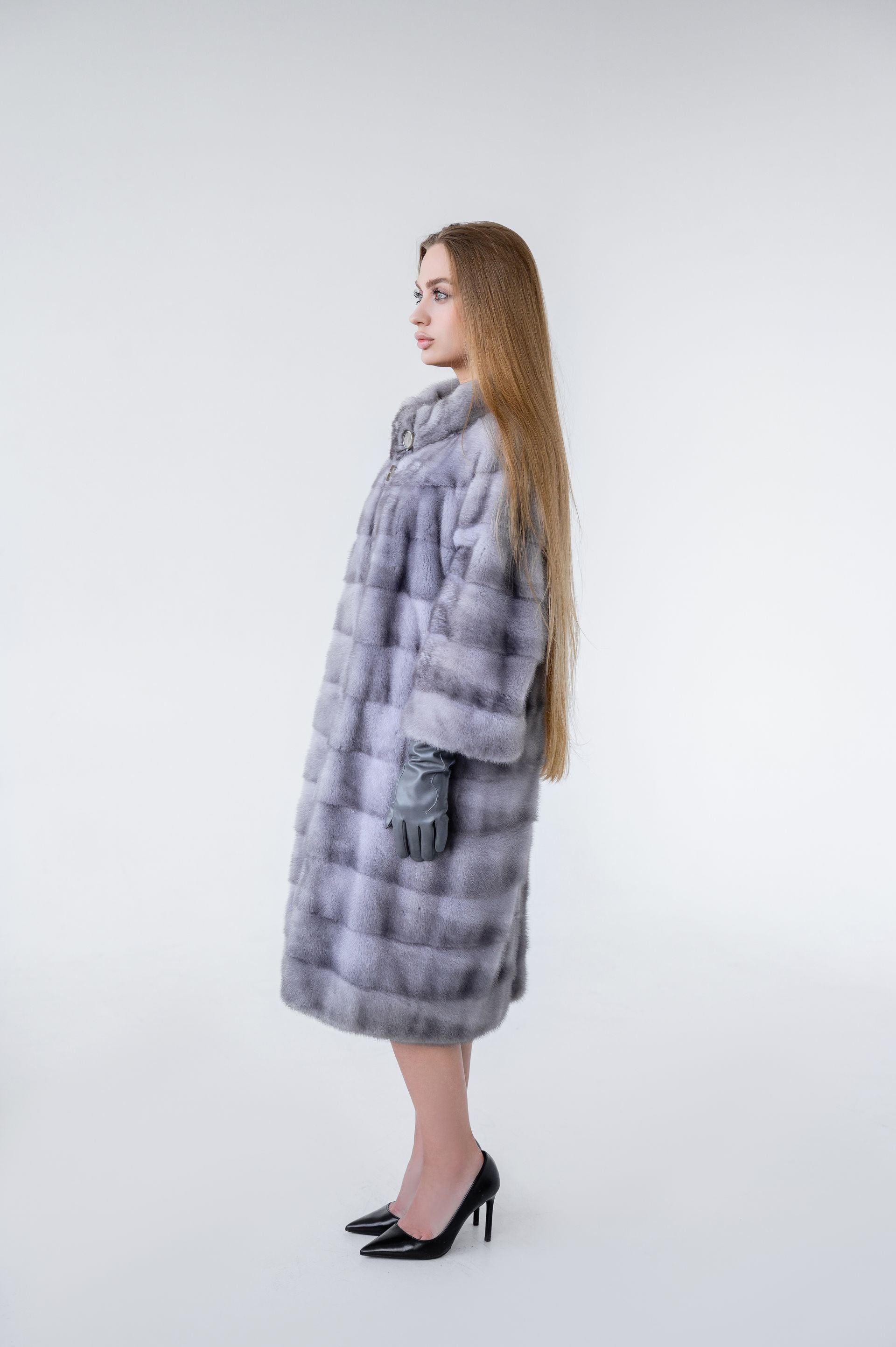 Шуба із хутра норки натурального кольору «Сапфір» – 95 см