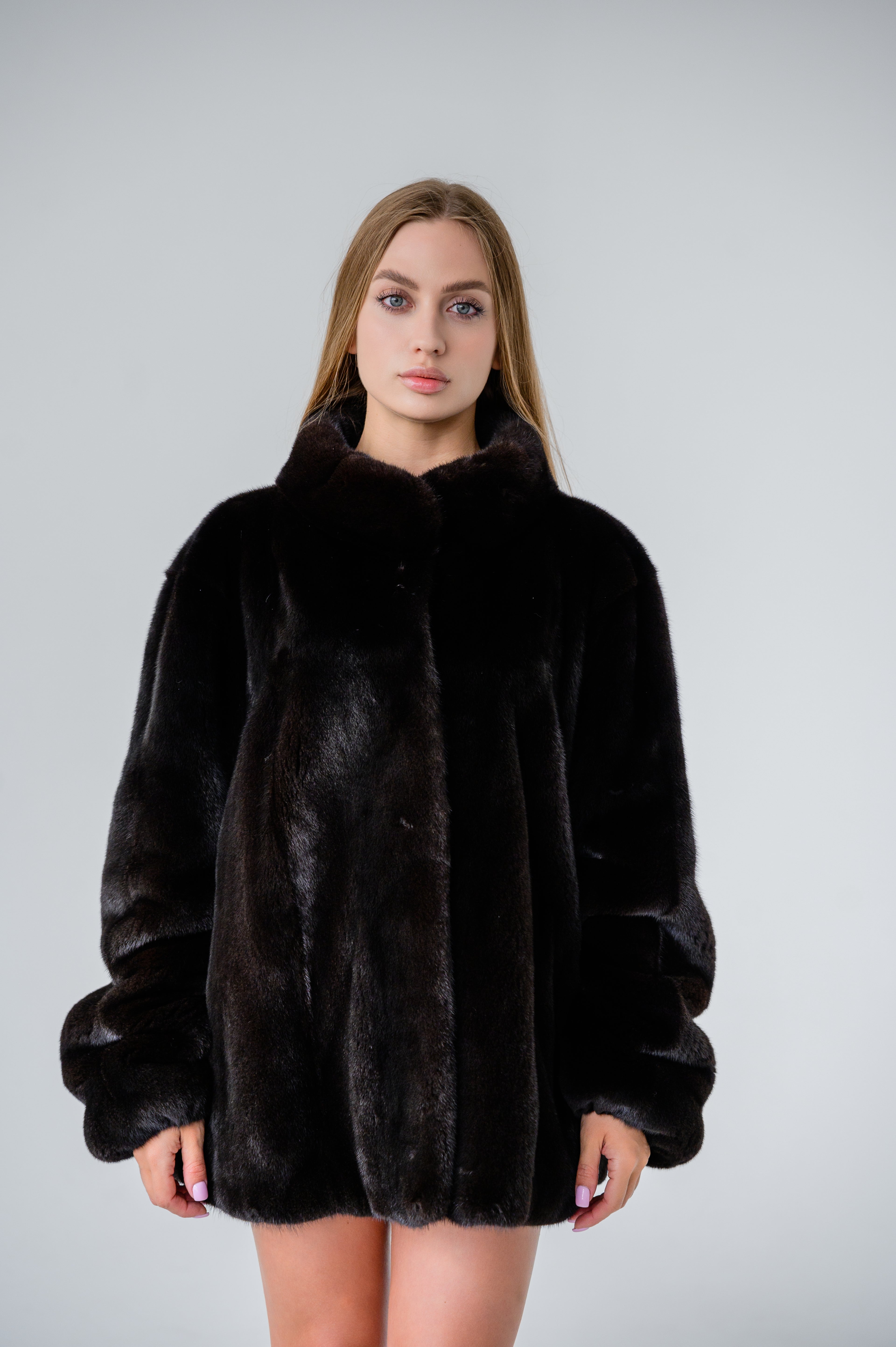 Blackglama норка преміум клас- 65 см, стійка