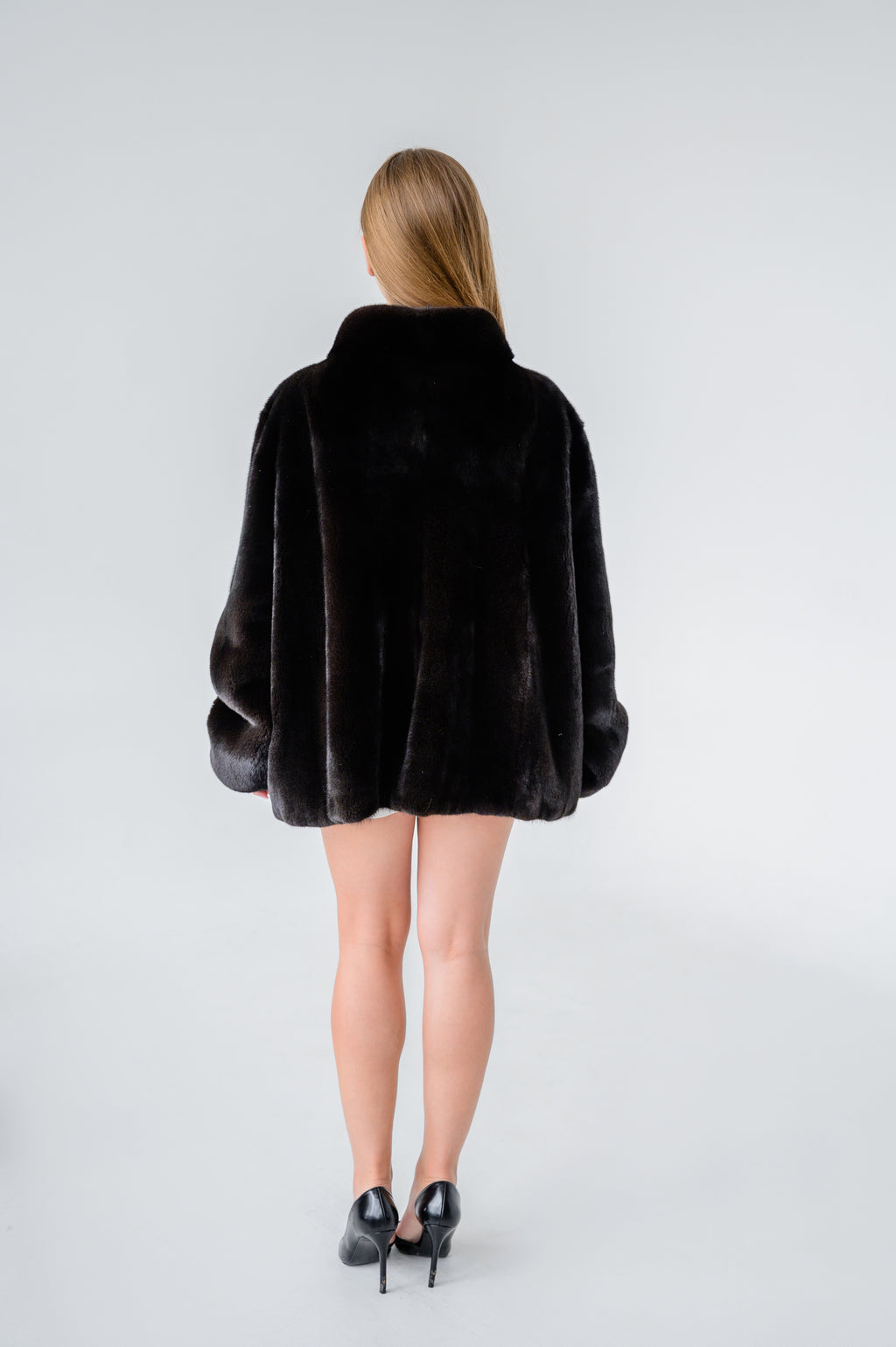 Blackglama норка преміум клас- 65 см, стійка