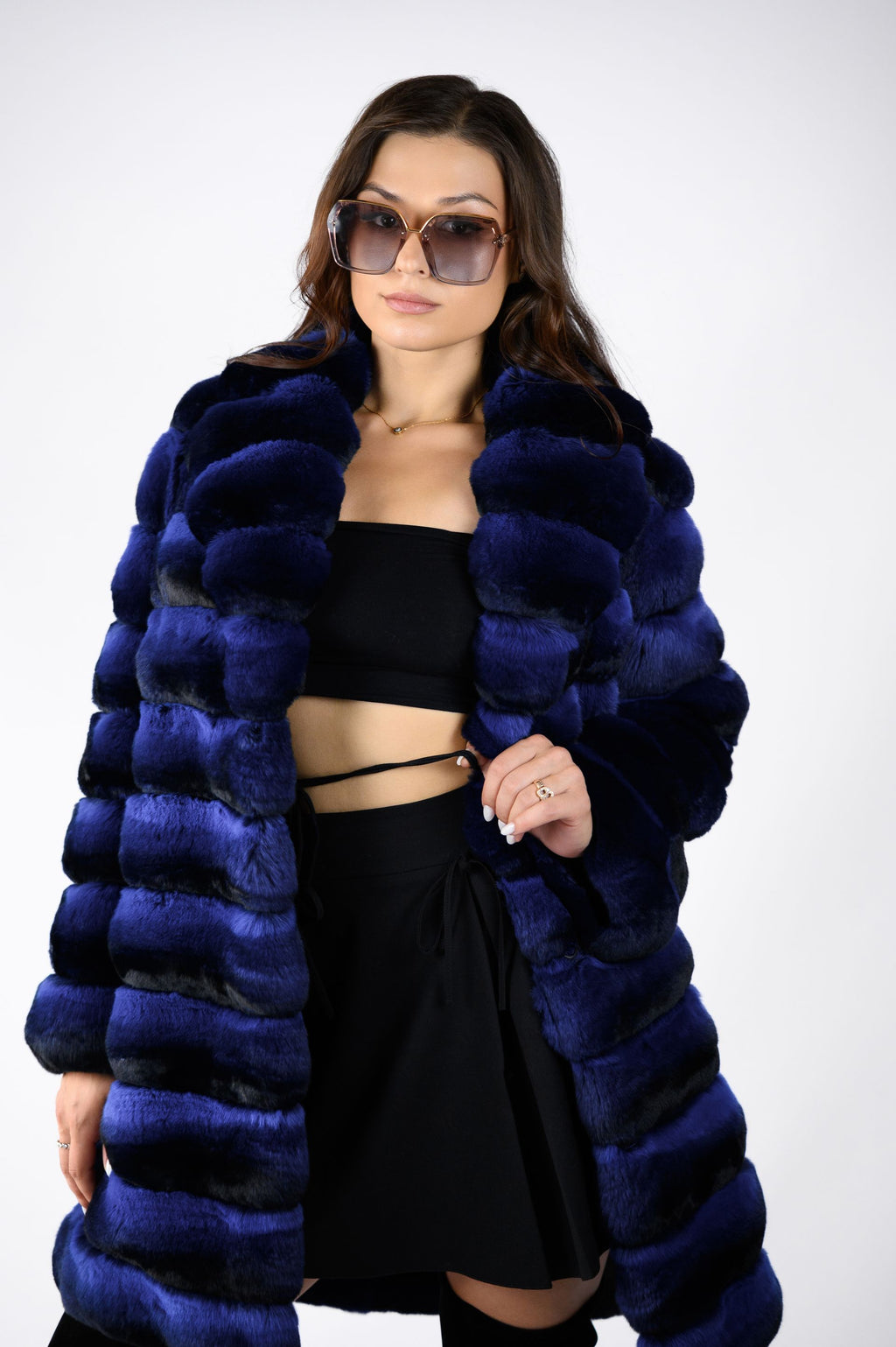 Шуба з хутра шиншили у синьому кольорі- 85 см,