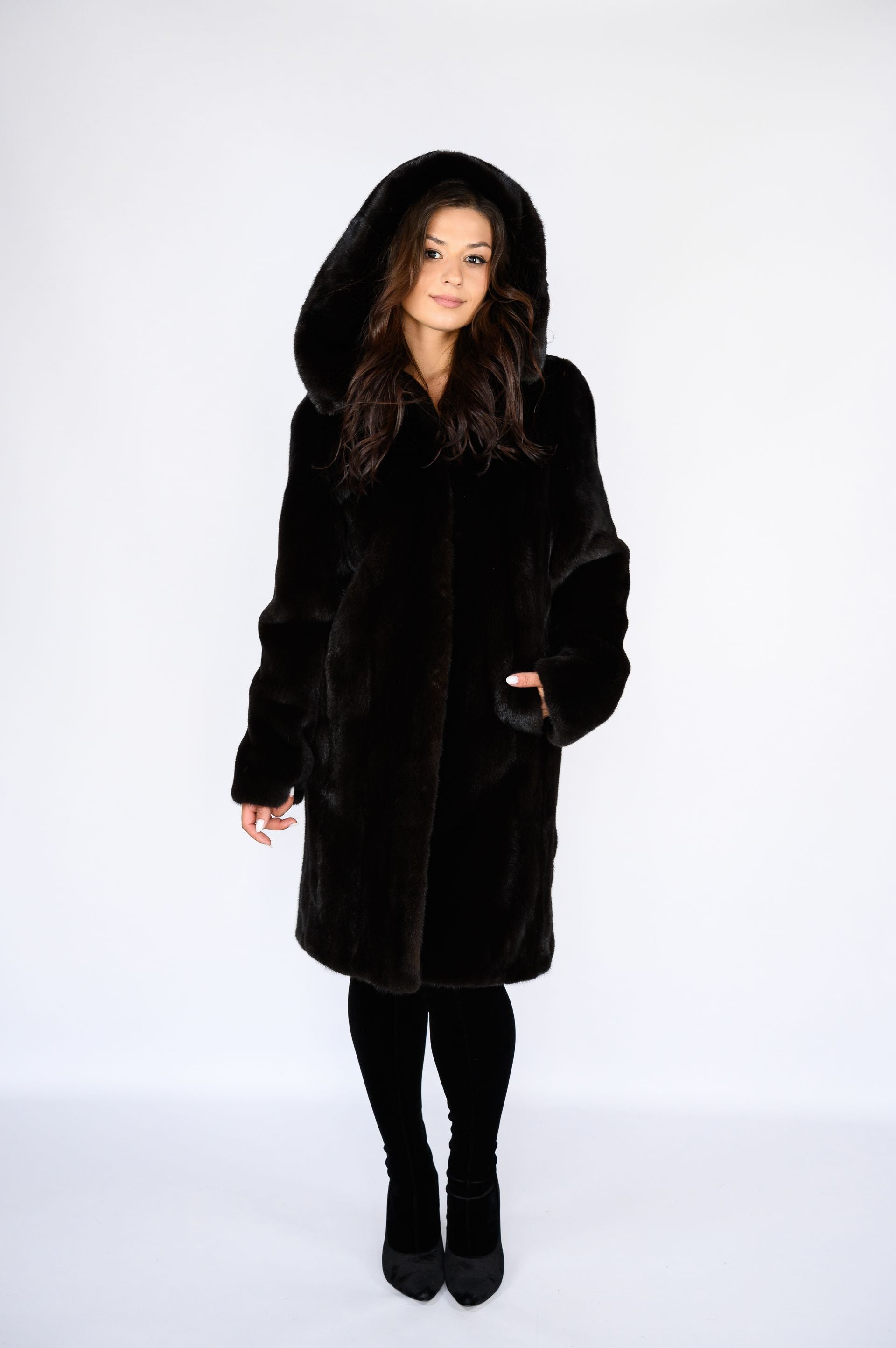 Шуба з канадської норки преміум класу — темно-шоколадний колір, 100 см