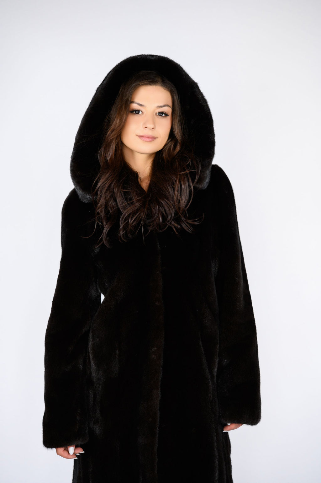 Шуба з канадської норки преміум класу — темно-шоколадний колір, 100 см