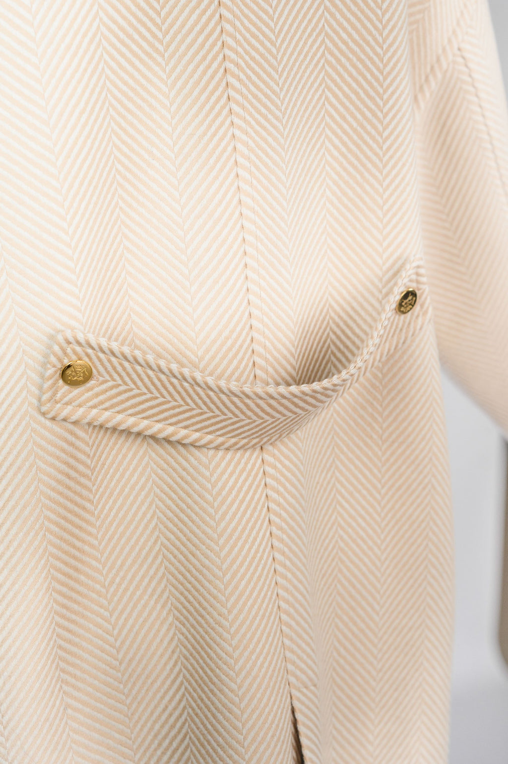 Пальто з італійської тканини у смужку — колір Perla, 120 см