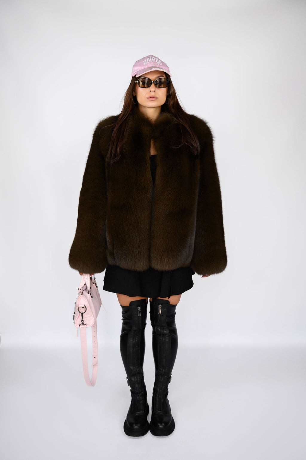 Шуба з фінського песця — колір “Соболь”, 65 см