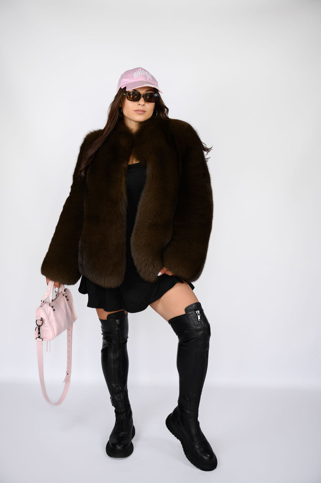 Шуба з фінського песця — колір “Соболь”, 65 см