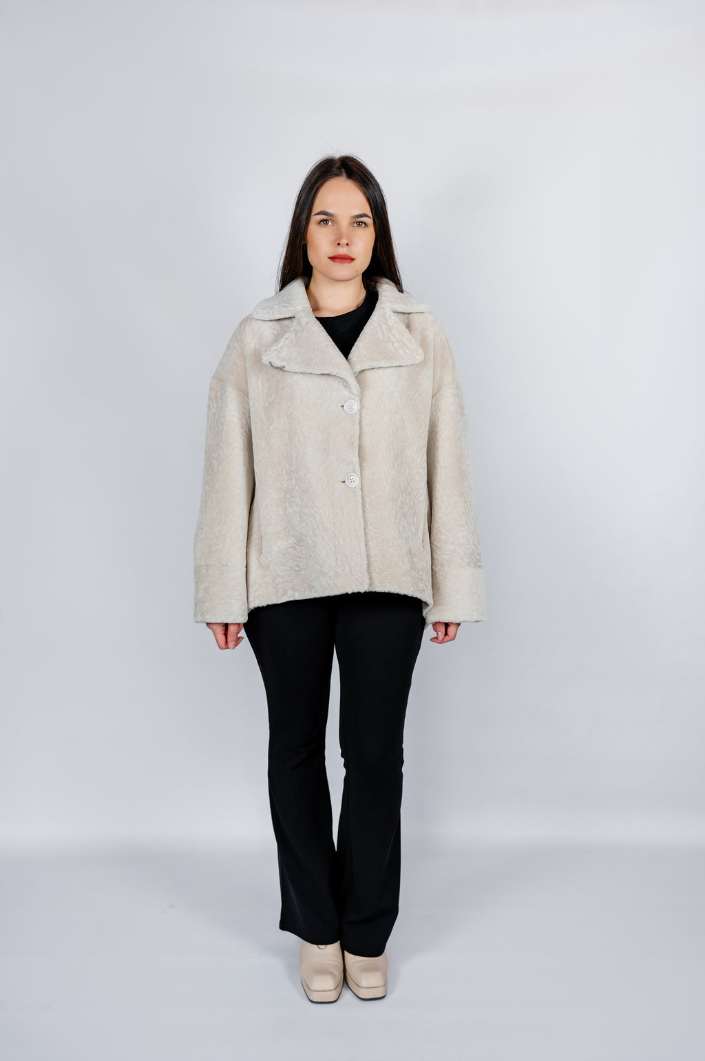 Дублянка з овчини астраган -колір молочний,одностороння
