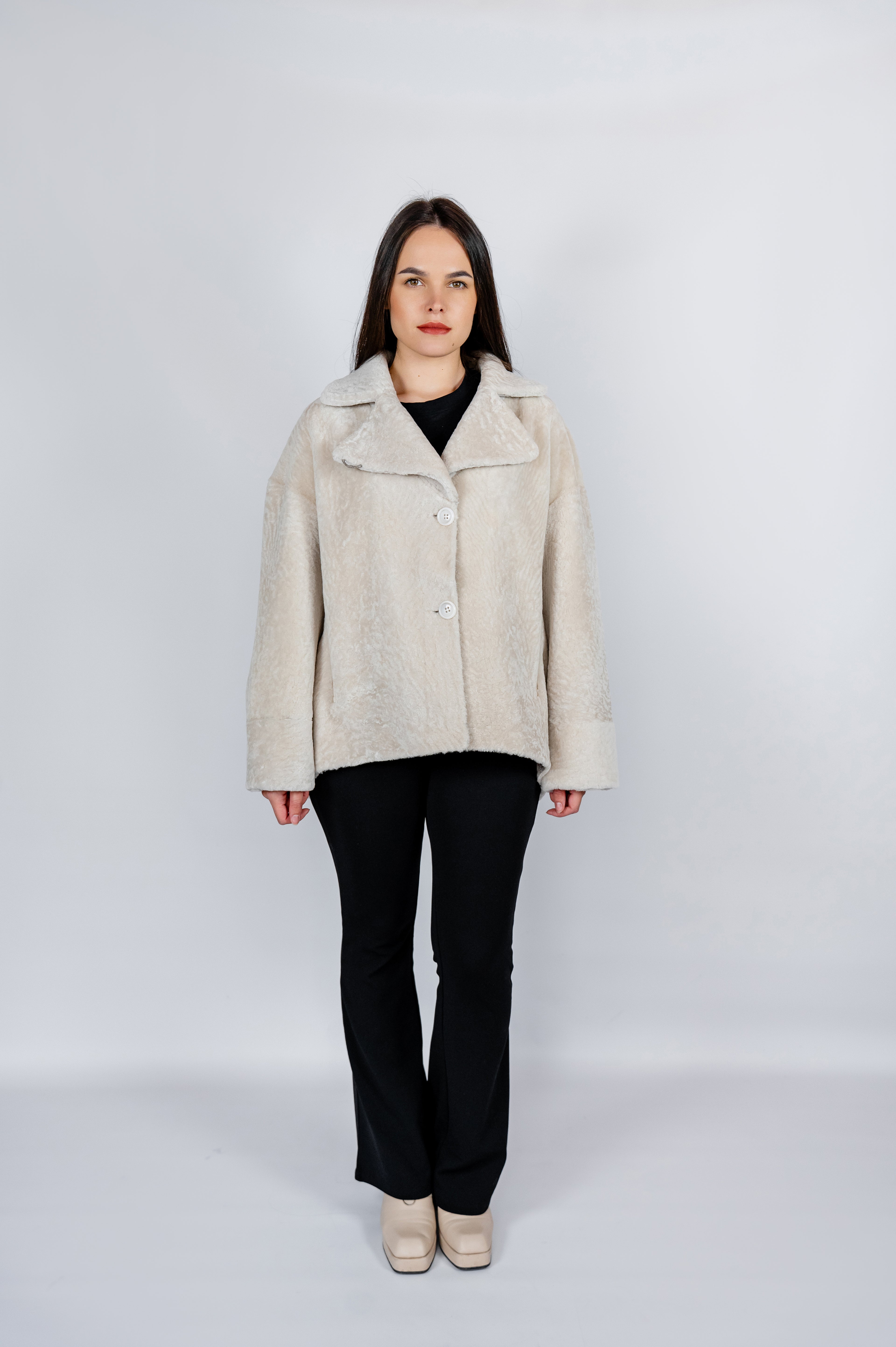 Дублянка з овчини астраган -колір молочний,одностороння